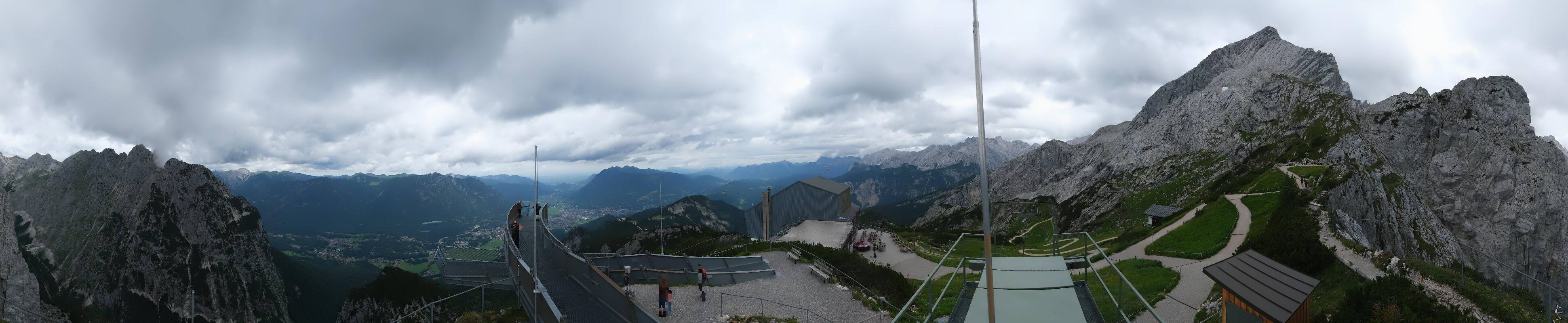 Archiv Foto Webcam Garmisch: Ausblick am Osterfelderkopf