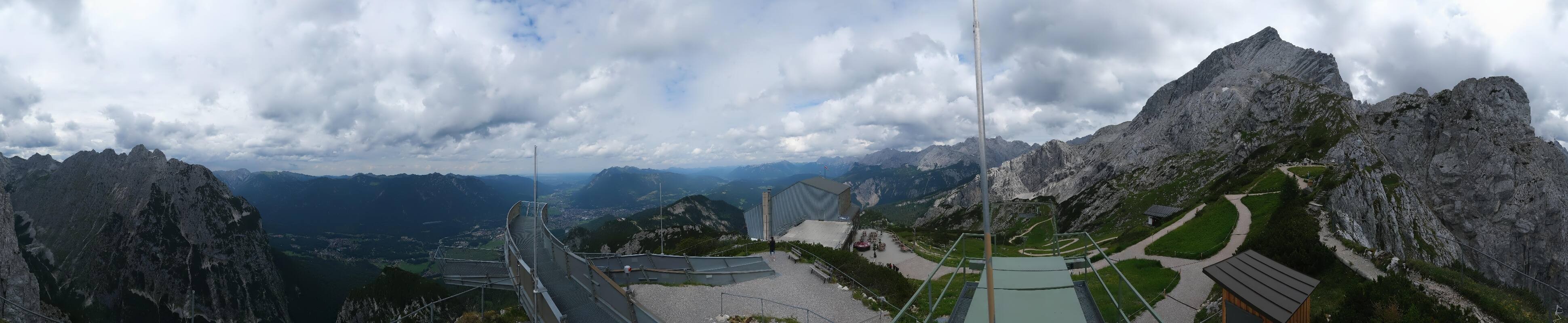 Archiv Foto Webcam Garmisch: Ausblick am Osterfelderkopf