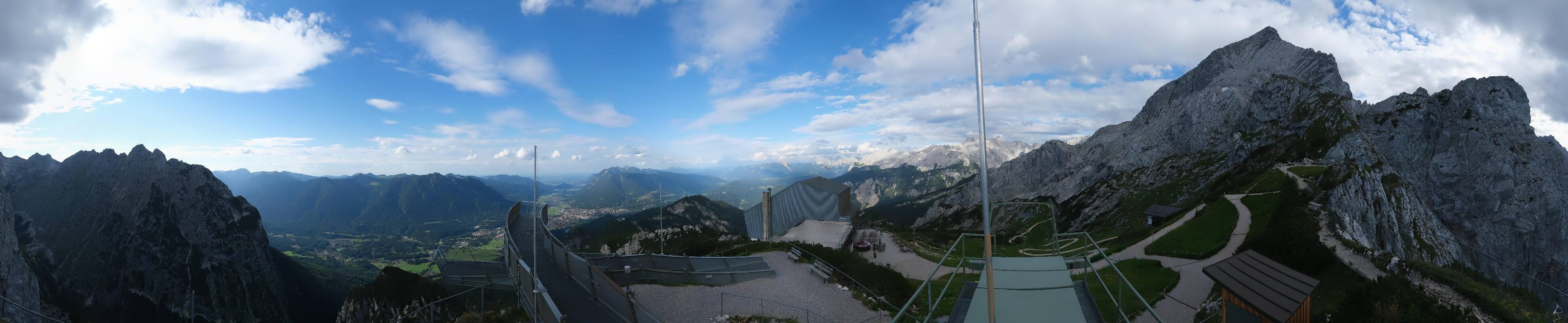 Archiv Foto Webcam Garmisch: Ausblick am Osterfelderkopf