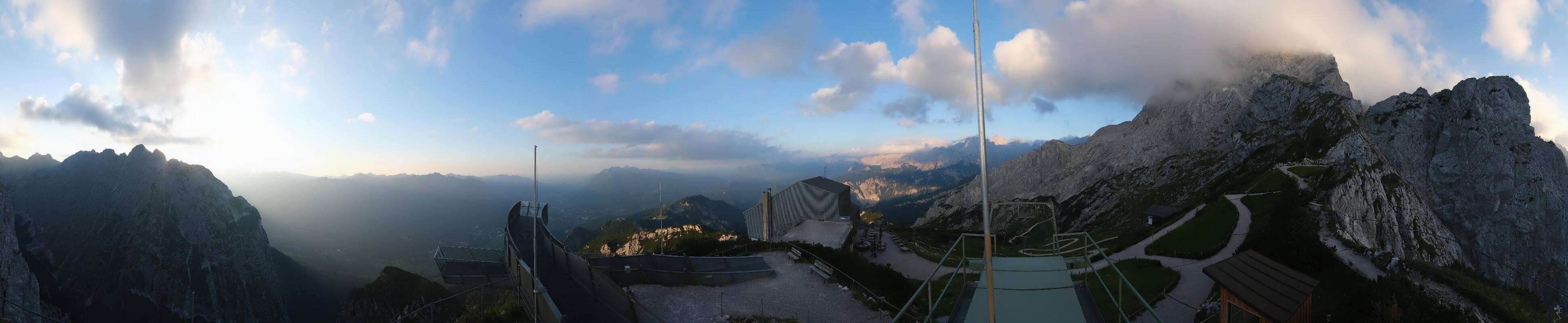 Archiv Foto Webcam Garmisch: Ausblick am Osterfelderkopf