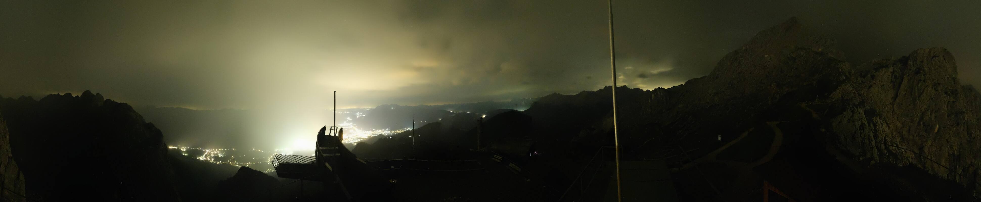 Archiv Foto Webcam Garmisch: Ausblick am Osterfelderkopf
