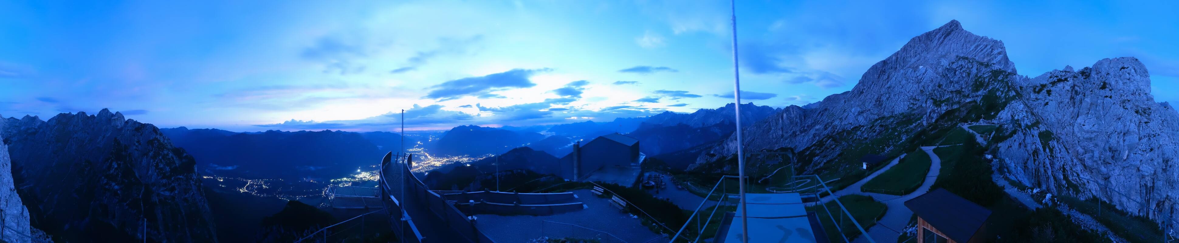 Archiv Foto Webcam Garmisch: Ausblick am Osterfelderkopf