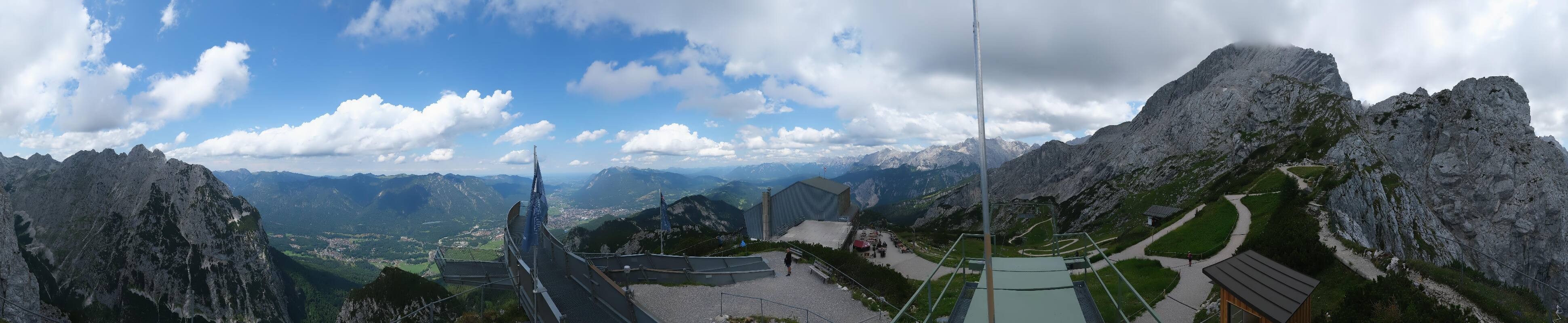Archiv Foto Webcam Garmisch: Ausblick am Osterfelderkopf