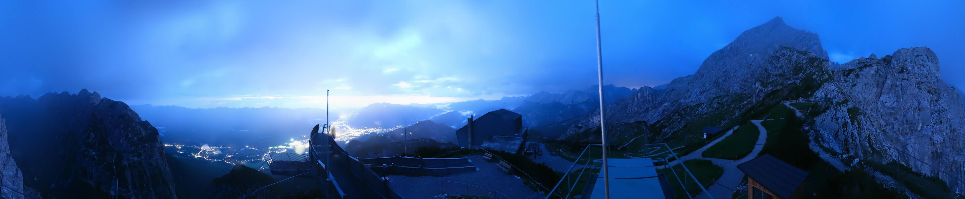 Archiv Foto Webcam Garmisch: Ausblick am Osterfelderkopf