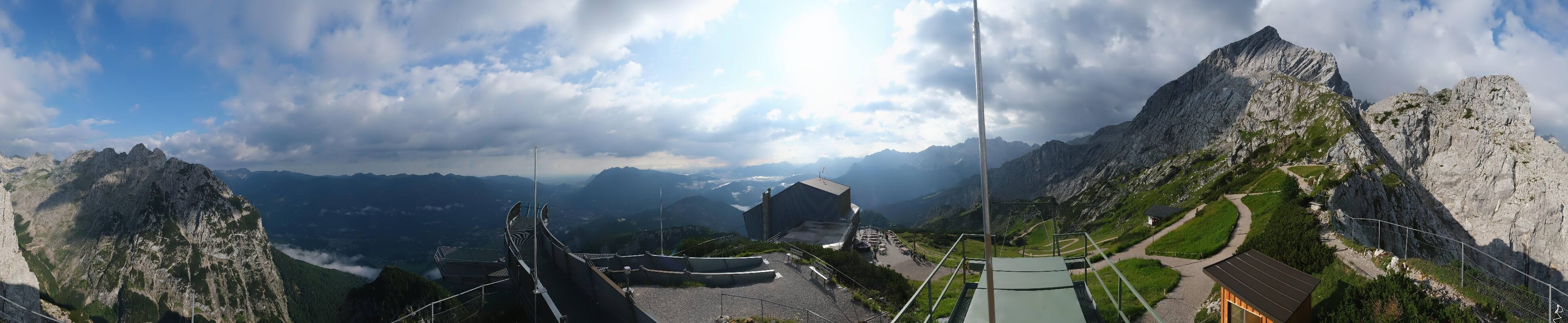 Archiv Foto Webcam Garmisch: Ausblick am Osterfelderkopf