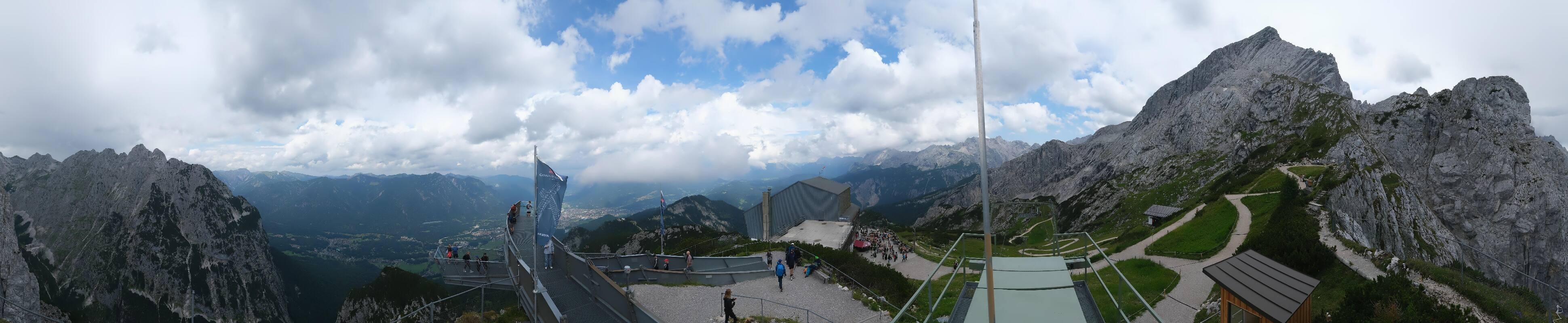 Archiv Foto Webcam Garmisch: Ausblick am Osterfelderkopf