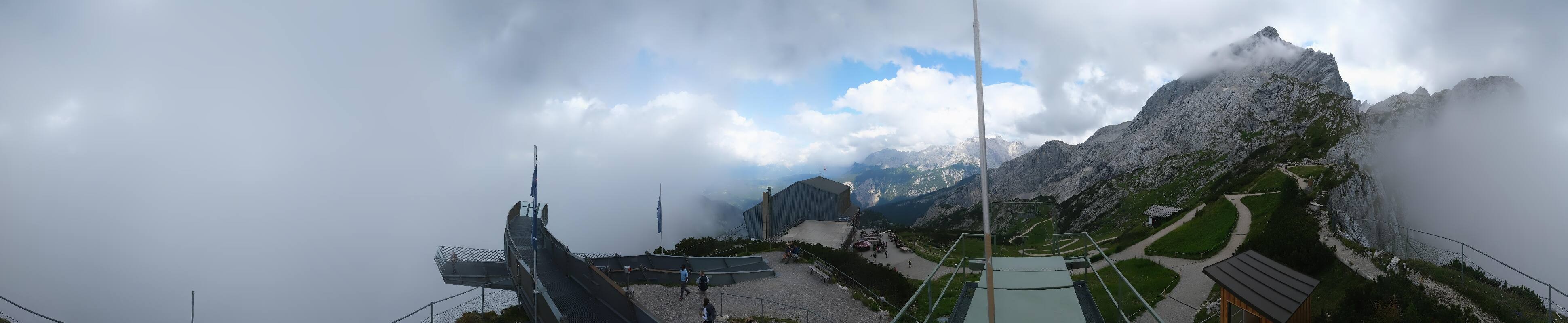 Archiv Foto Webcam Garmisch: Ausblick am Osterfelderkopf