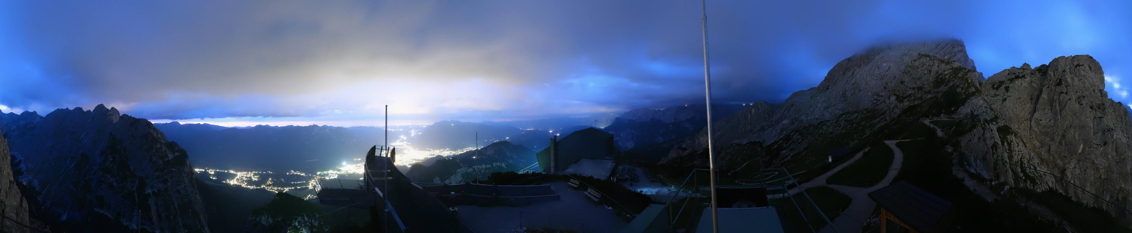 Archiv Foto Webcam Garmisch: Ausblick am Osterfelderkopf