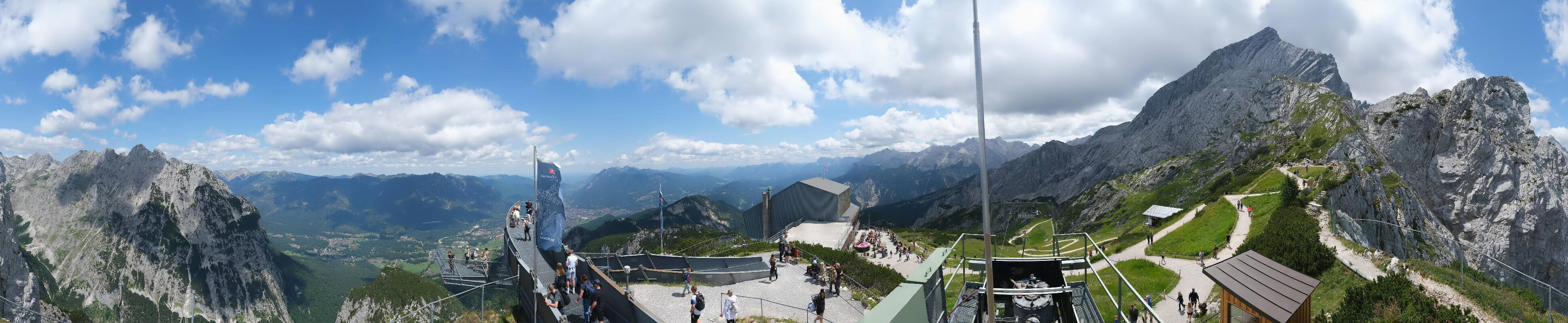 Archiv Foto Webcam Garmisch: Ausblick am Osterfelderkopf