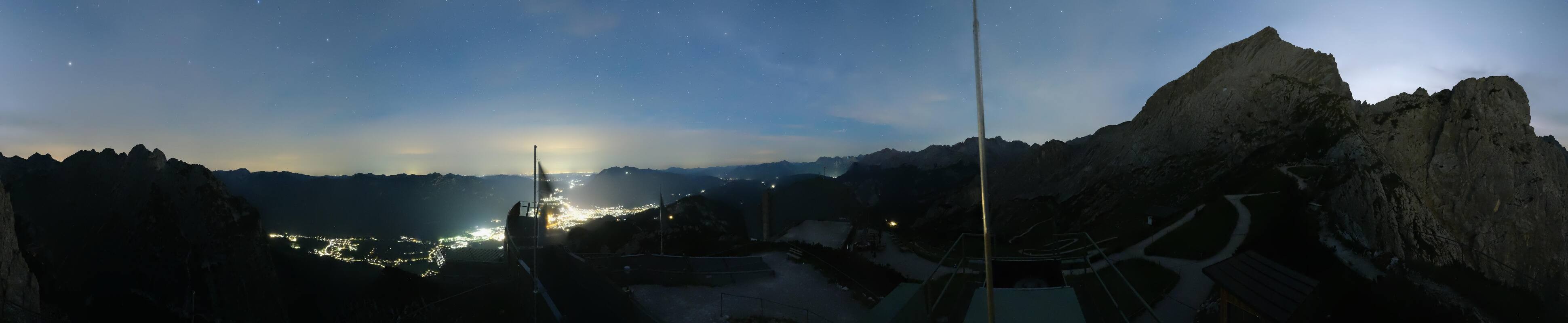 Archiv Foto Webcam Garmisch: Ausblick am Osterfelderkopf