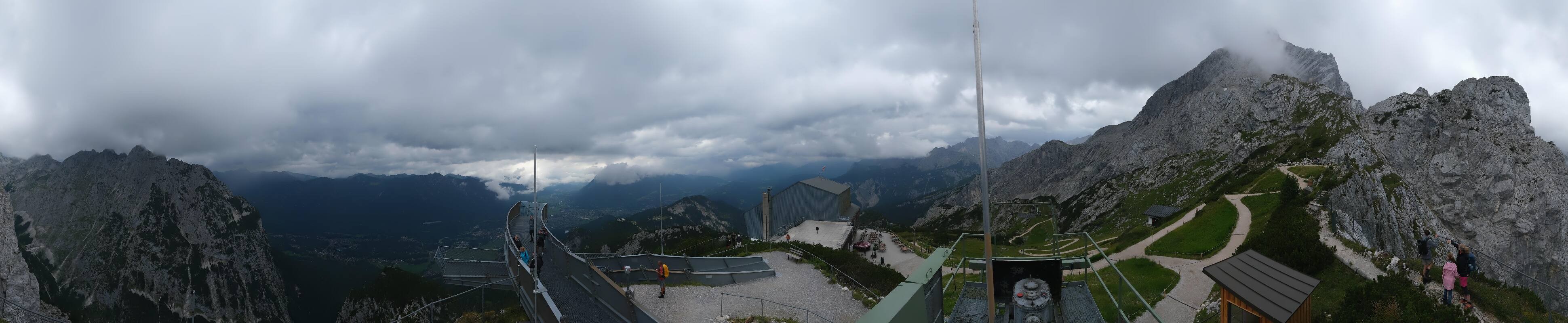 Archiv Foto Webcam Garmisch: Ausblick am Osterfelderkopf