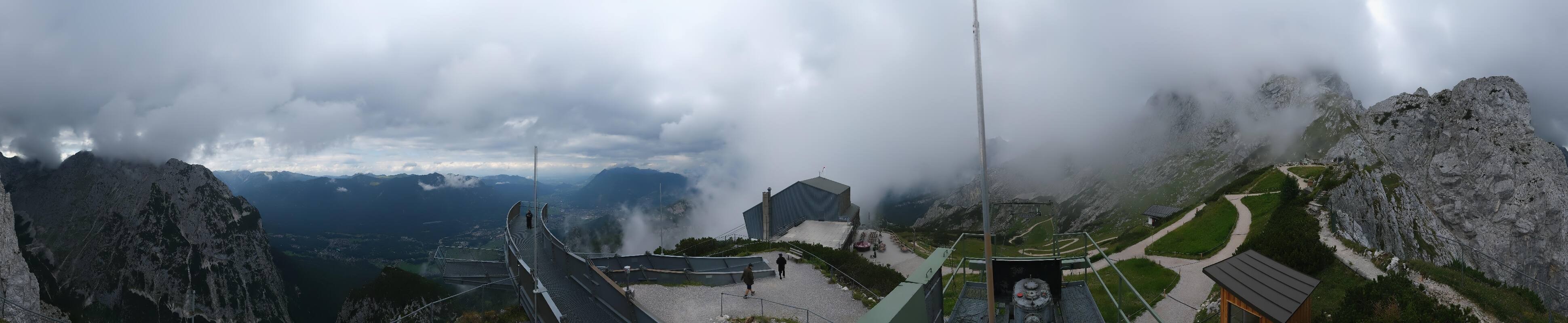 Archiv Foto Webcam Garmisch: Ausblick am Osterfelderkopf