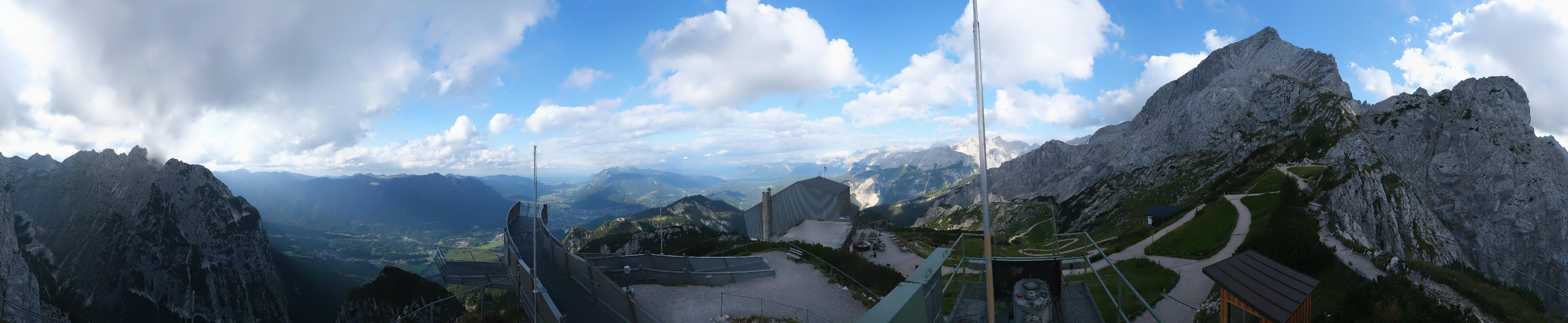 Archiv Foto Webcam Garmisch: Ausblick am Osterfelderkopf