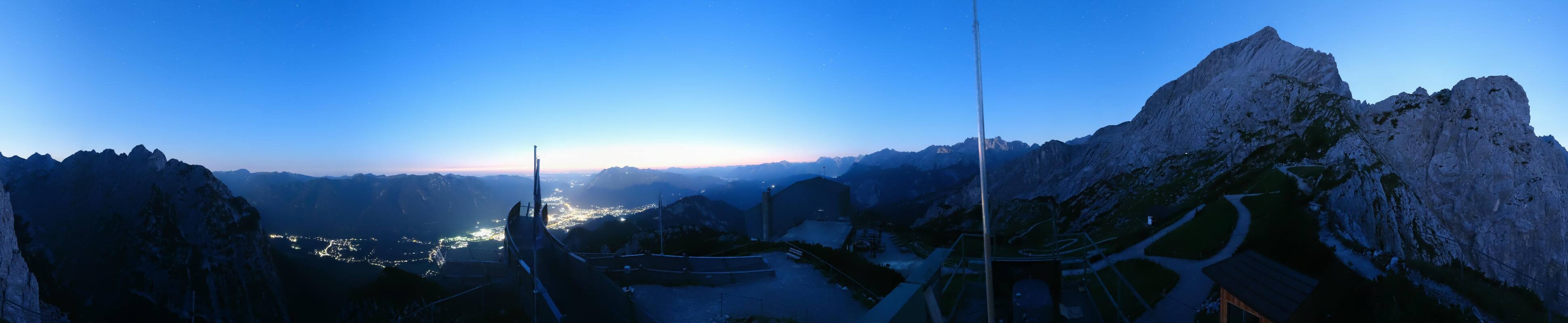 Archiv Foto Webcam Garmisch: Ausblick am Osterfelderkopf