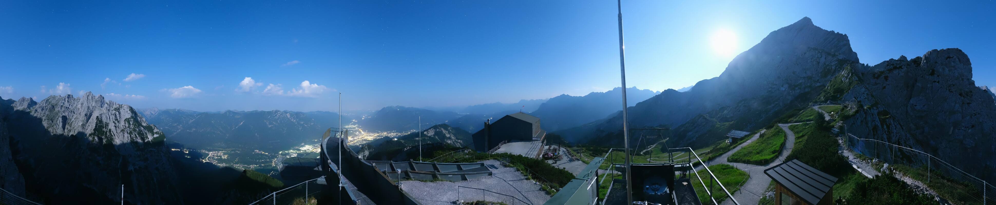Archiv Foto Webcam Garmisch: Ausblick am Osterfelderkopf