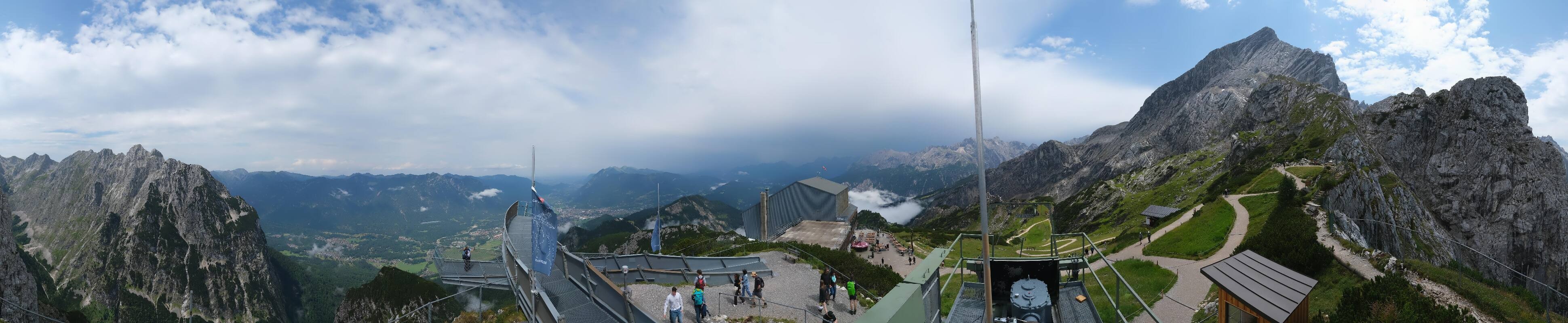 Archiv Foto Webcam Garmisch: Ausblick am Osterfelderkopf