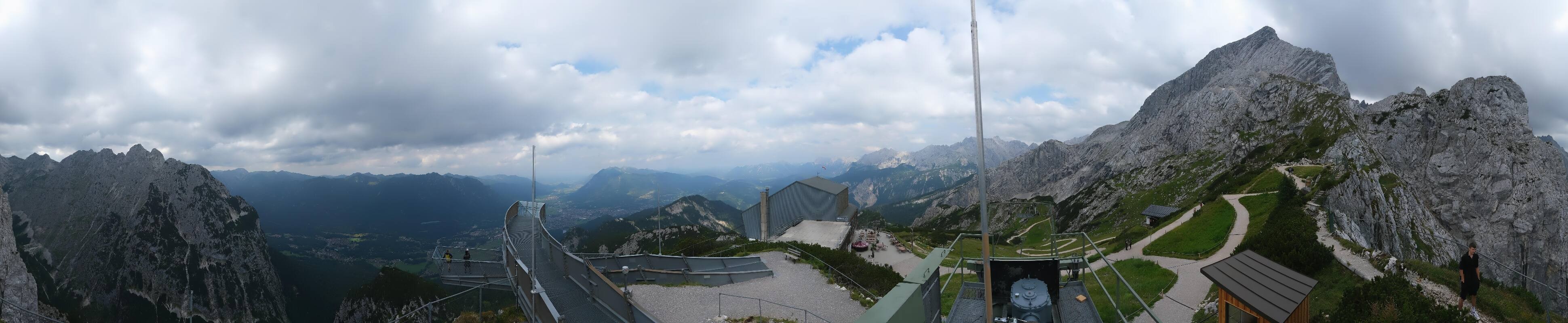Archiv Foto Webcam Garmisch: Ausblick am Osterfelderkopf