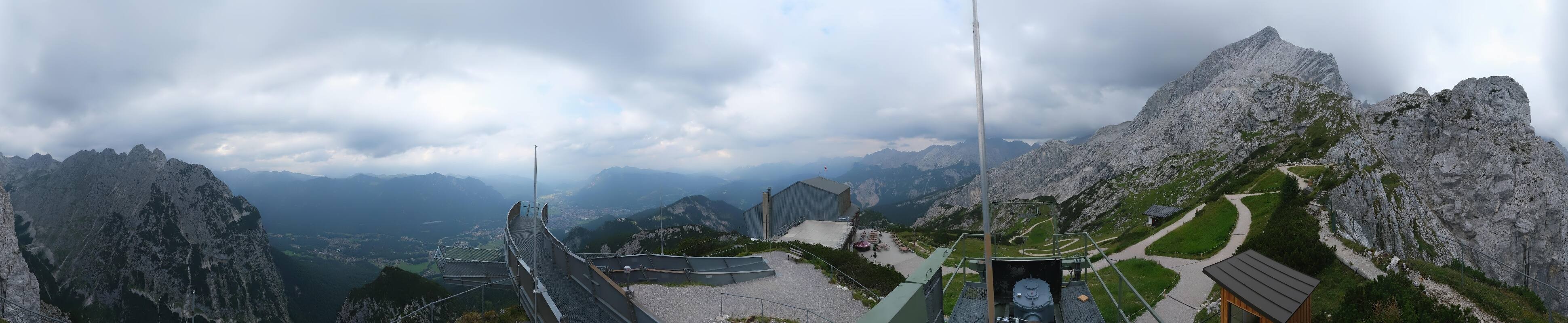 Archiv Foto Webcam Garmisch: Ausblick am Osterfelderkopf
