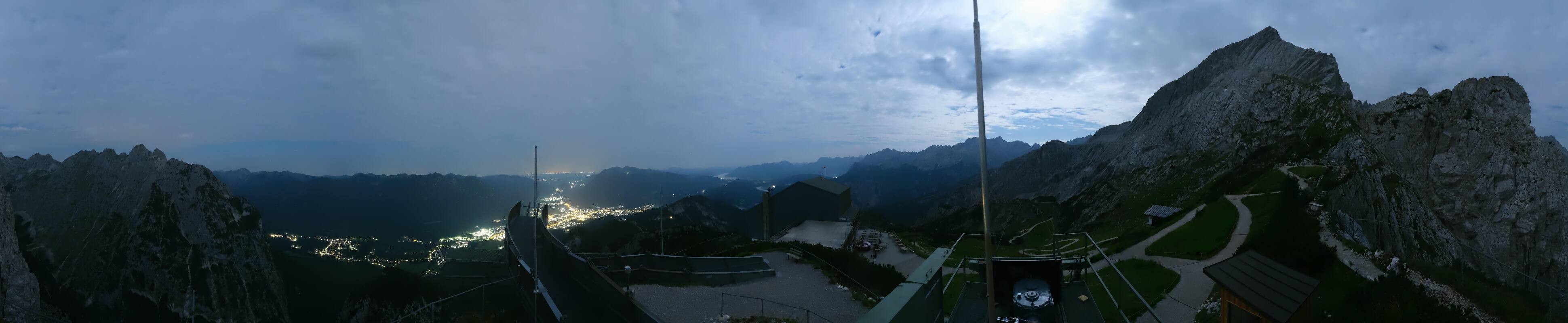 Archiv Foto Webcam Garmisch: Ausblick am Osterfelderkopf