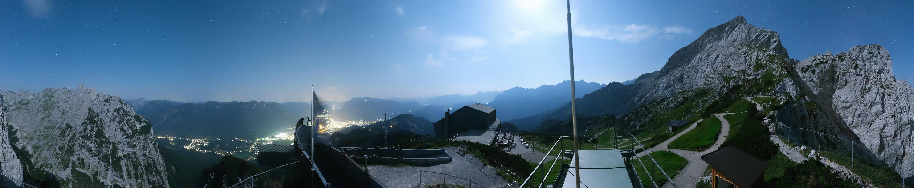 Archiv Foto Webcam Garmisch: Ausblick am Osterfelderkopf