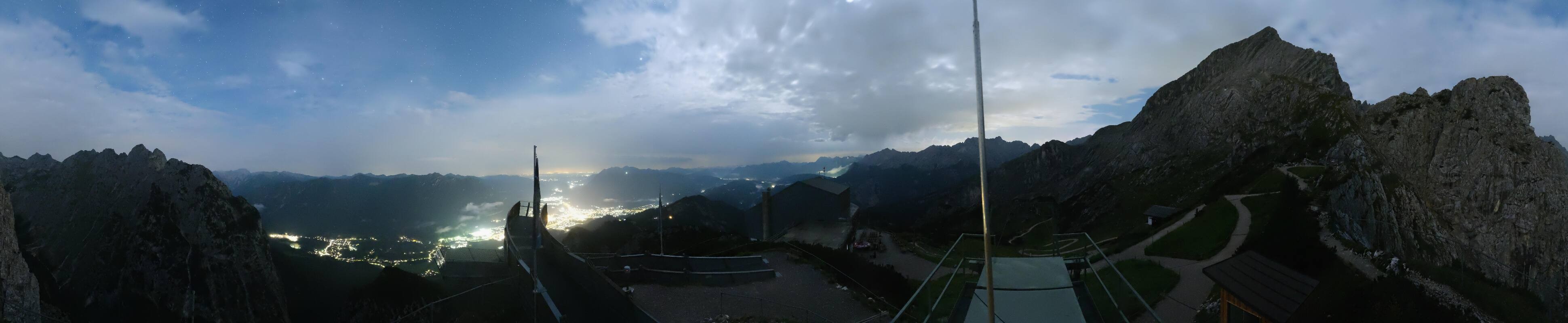 Archiv Foto Webcam Garmisch: Ausblick am Osterfelderkopf