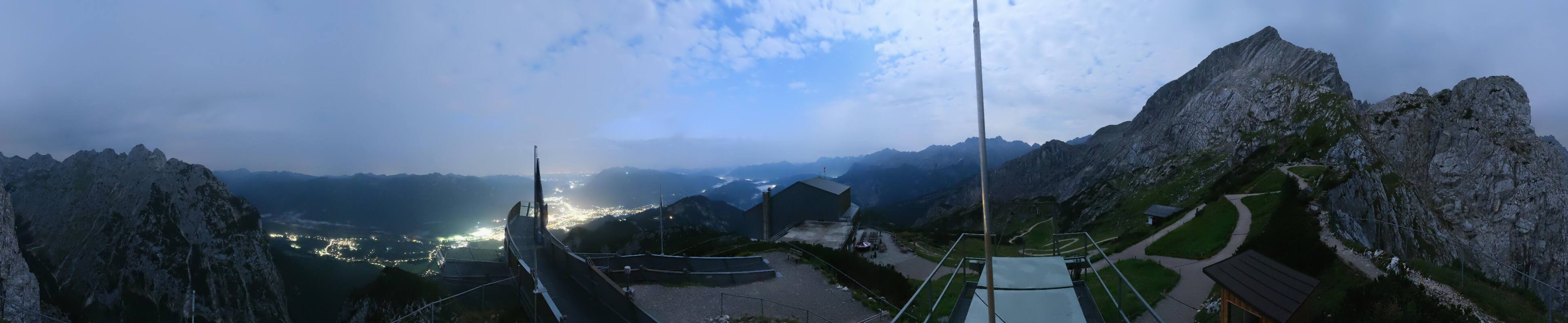 Archiv Foto Webcam Garmisch: Ausblick am Osterfelderkopf