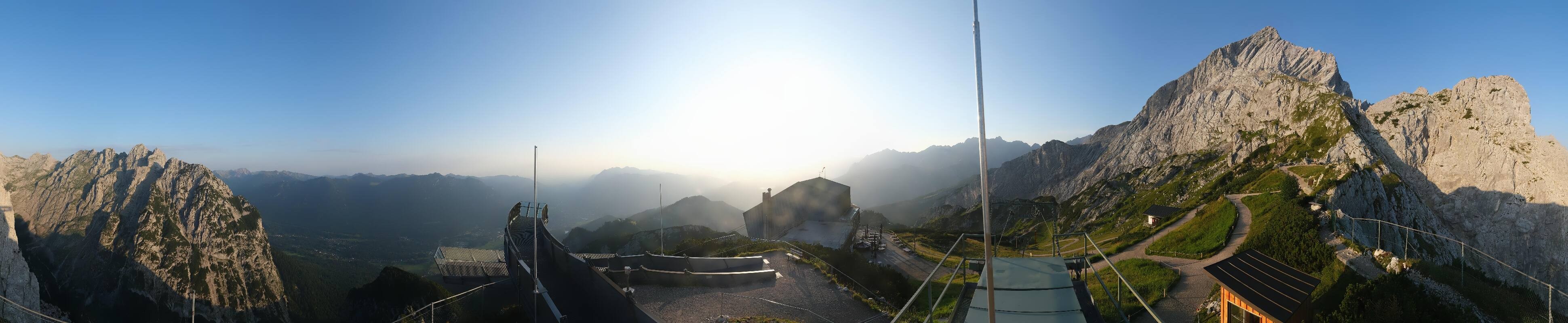 Archiv Foto Webcam Garmisch: Ausblick am Osterfelderkopf