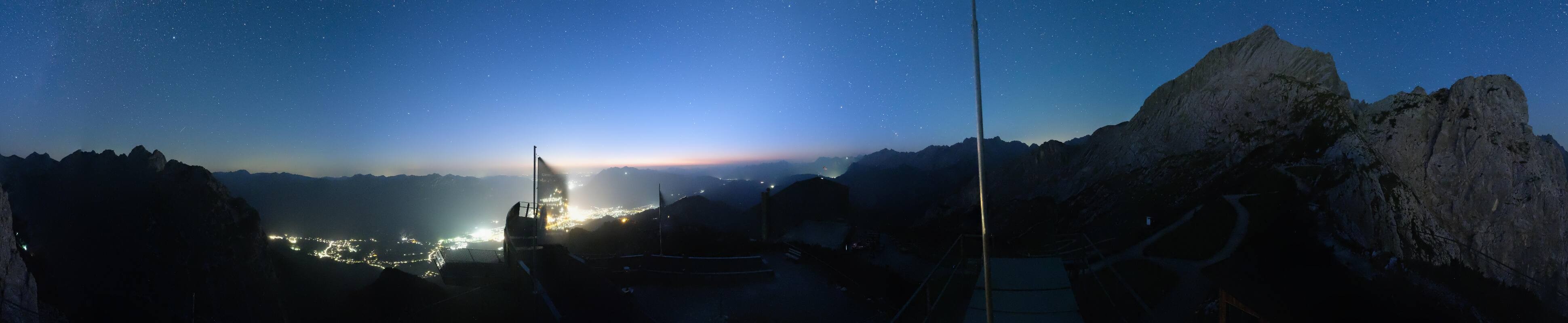 Archiv Foto Webcam Garmisch: Ausblick am Osterfelderkopf