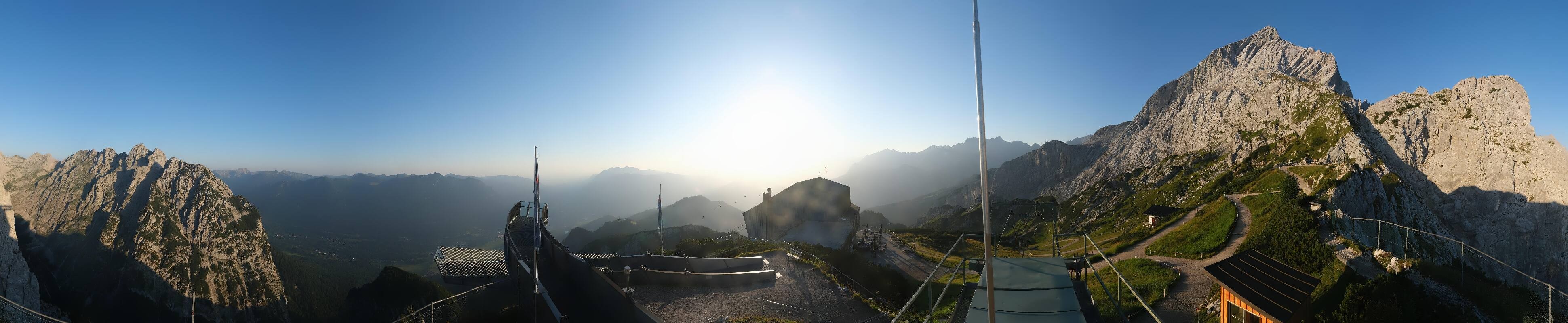 Archiv Foto Webcam Garmisch: Ausblick am Osterfelderkopf