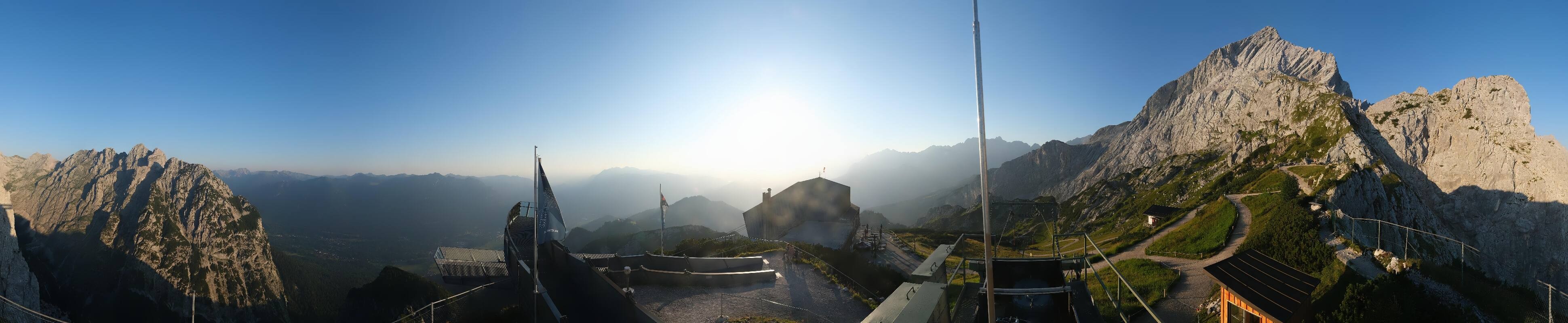 Archiv Foto Webcam Garmisch: Ausblick am Osterfelderkopf