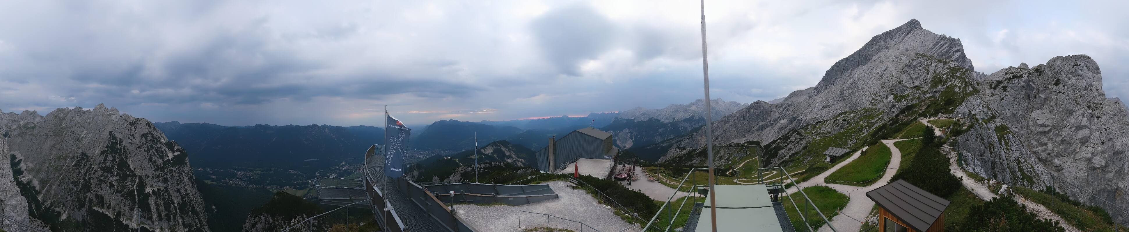 Archiv Foto Webcam Garmisch: Ausblick am Osterfelderkopf