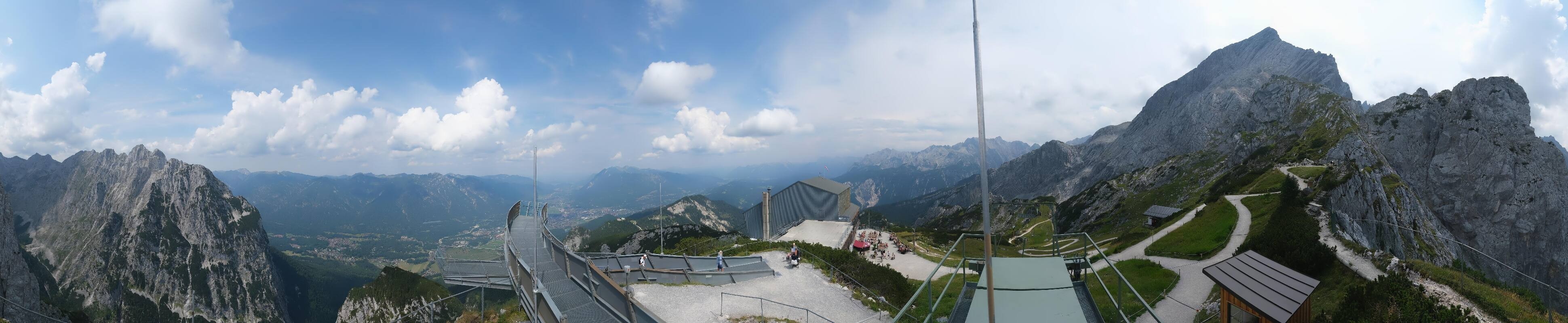 Archiv Foto Webcam Garmisch: Ausblick am Osterfelderkopf