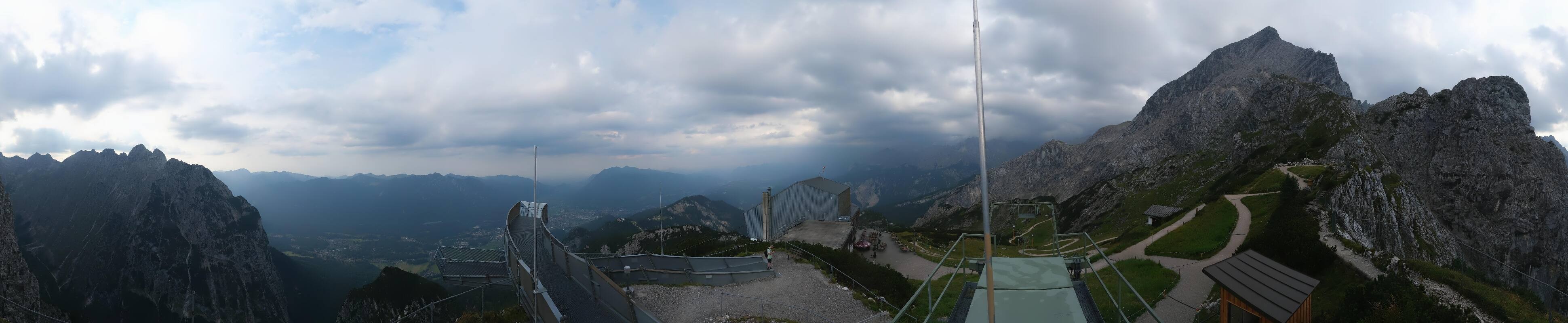 Archiv Foto Webcam Garmisch: Ausblick am Osterfelderkopf