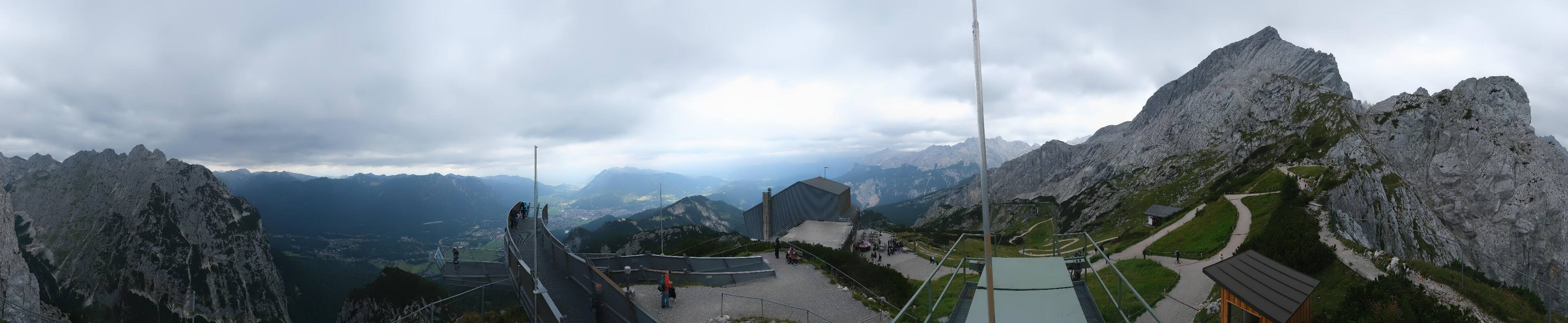 Archiv Foto Webcam Garmisch: Ausblick am Osterfelderkopf