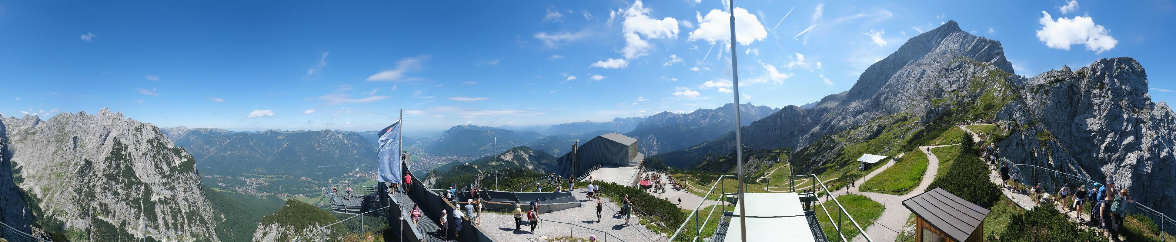 Archiv Foto Webcam Garmisch: Ausblick am Osterfelderkopf