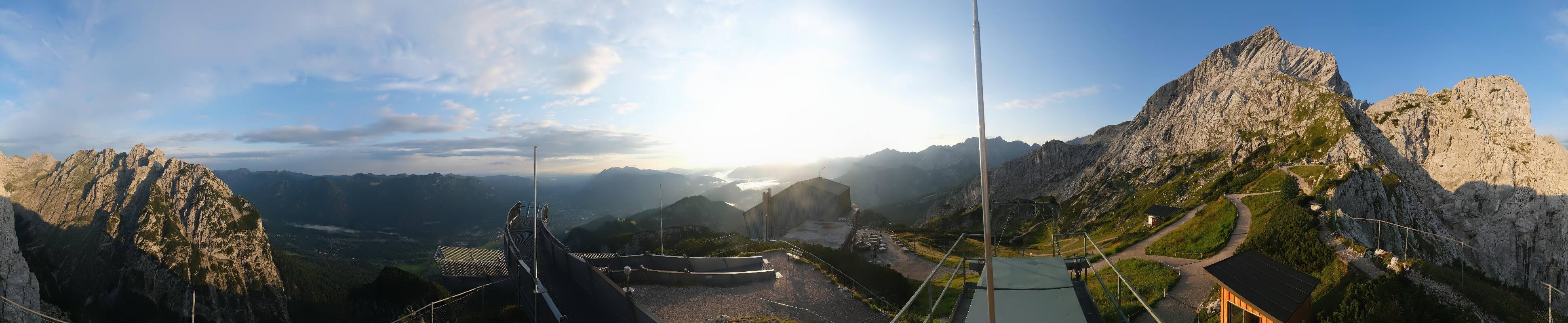 Archiv Foto Webcam Garmisch: Ausblick am Osterfelderkopf