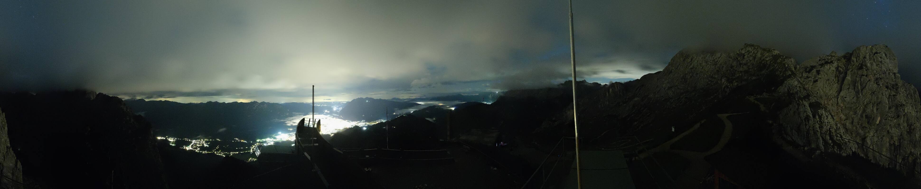Archiv Foto Webcam Garmisch: Ausblick am Osterfelderkopf