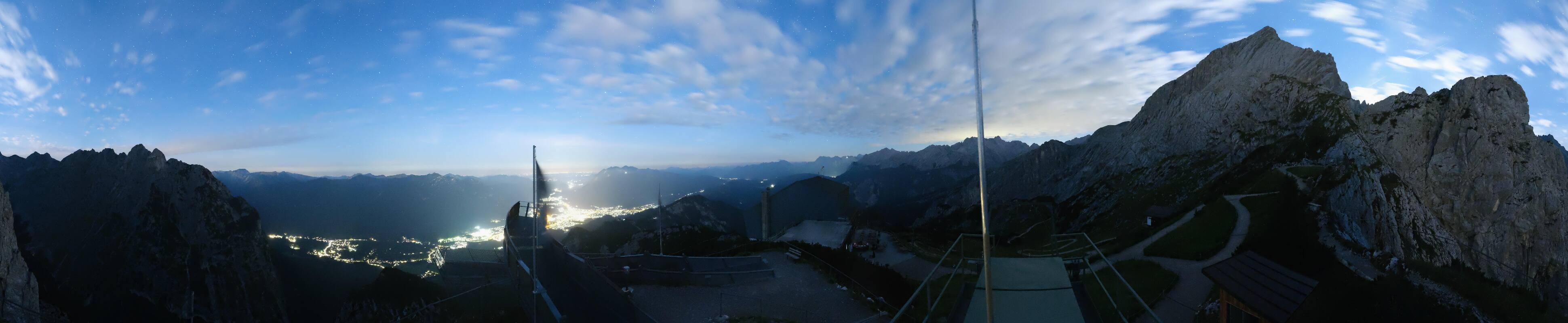 Archiv Foto Webcam Garmisch: Ausblick am Osterfelderkopf