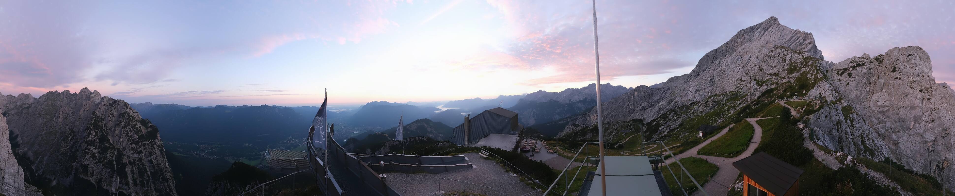 Archiv Foto Webcam Garmisch: Ausblick am Osterfelderkopf