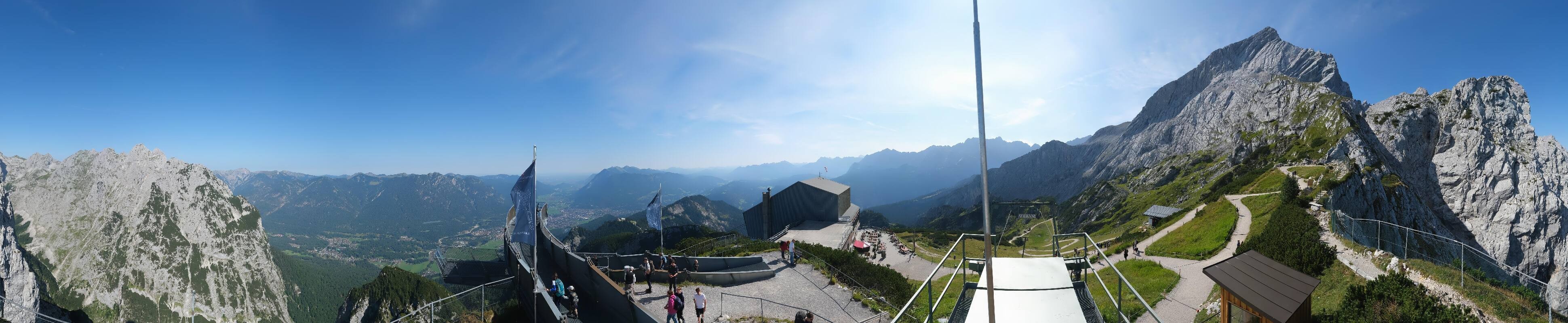 Archiv Foto Webcam Garmisch: Ausblick am Osterfelderkopf