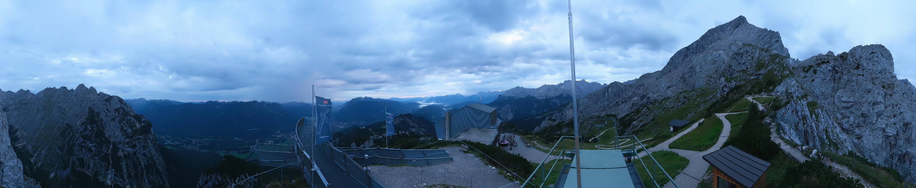 Archiv Foto Webcam Garmisch: Ausblick am Osterfelderkopf