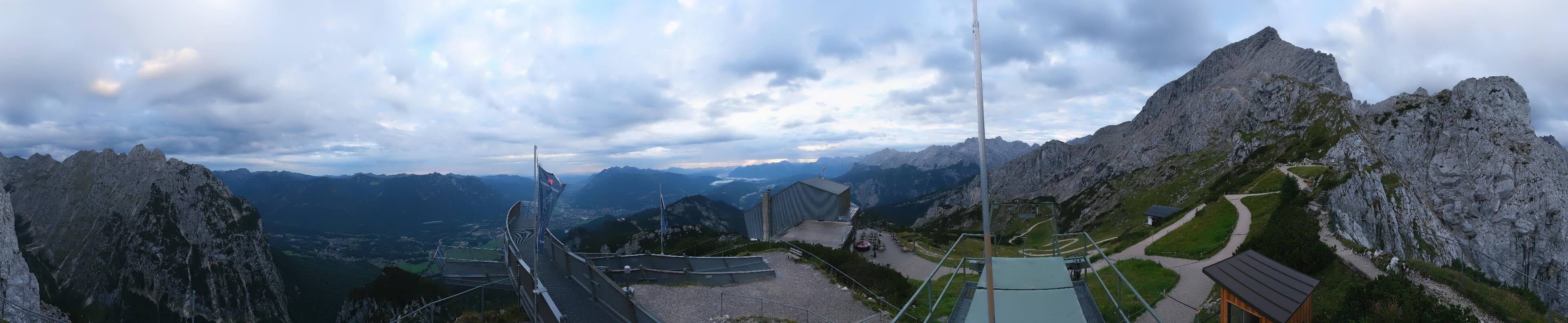 Archiv Foto Webcam Garmisch: Ausblick am Osterfelderkopf