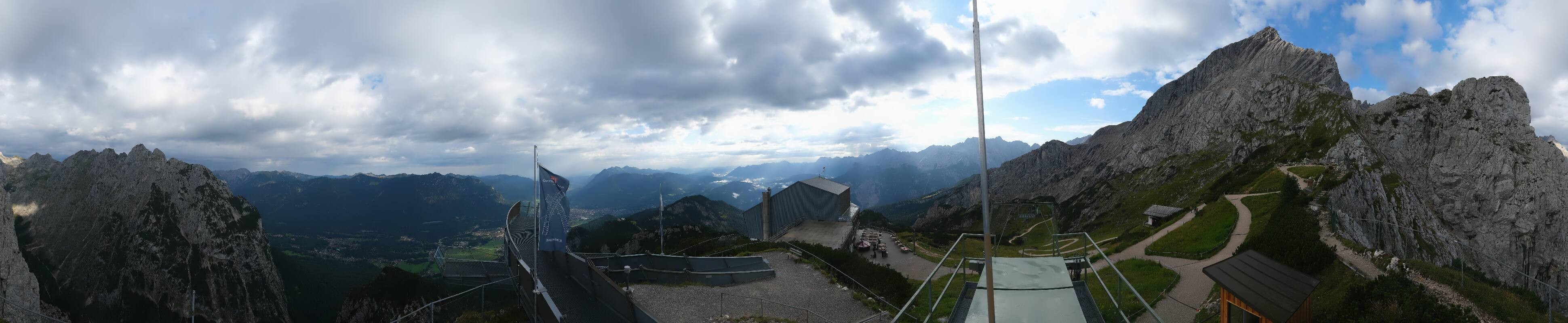 Archiv Foto Webcam Garmisch: Ausblick am Osterfelderkopf