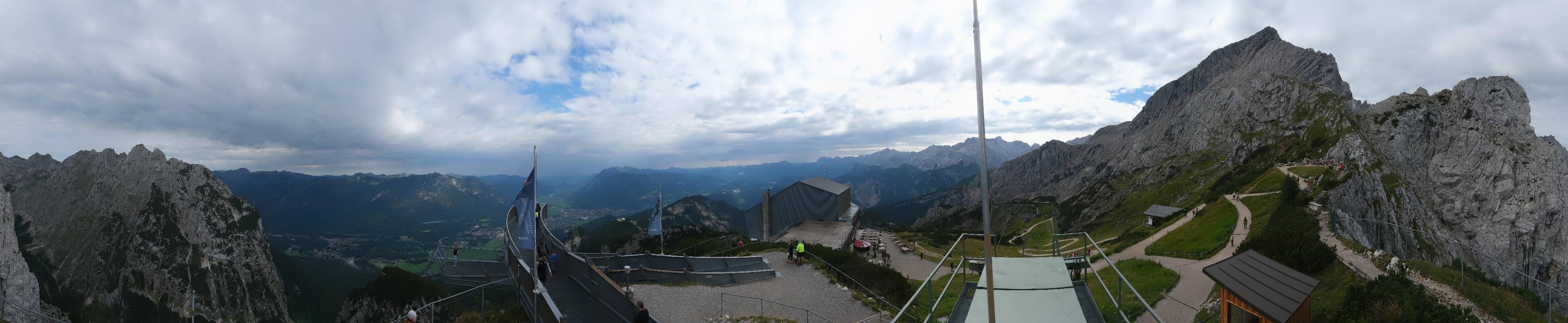 Archiv Foto Webcam Garmisch: Ausblick am Osterfelderkopf