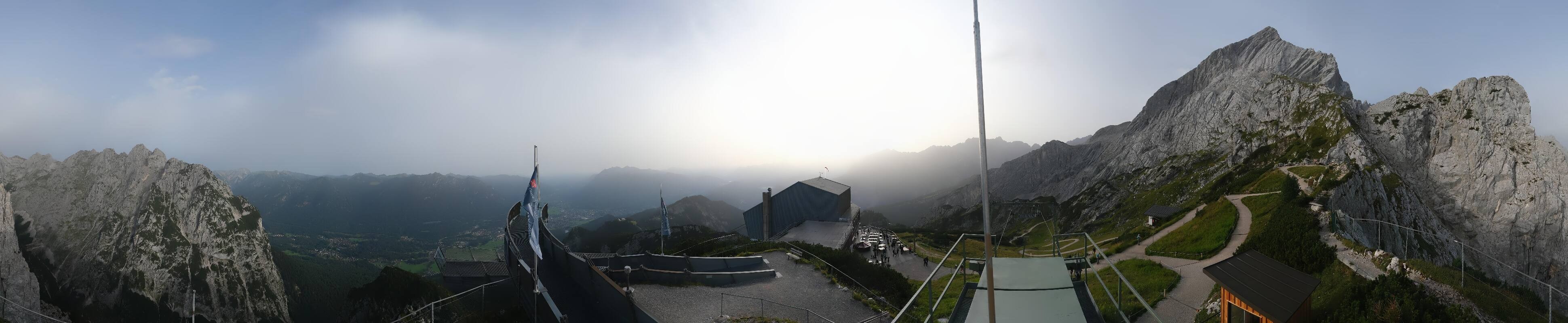 Archiv Foto Webcam Garmisch: Ausblick am Osterfelderkopf