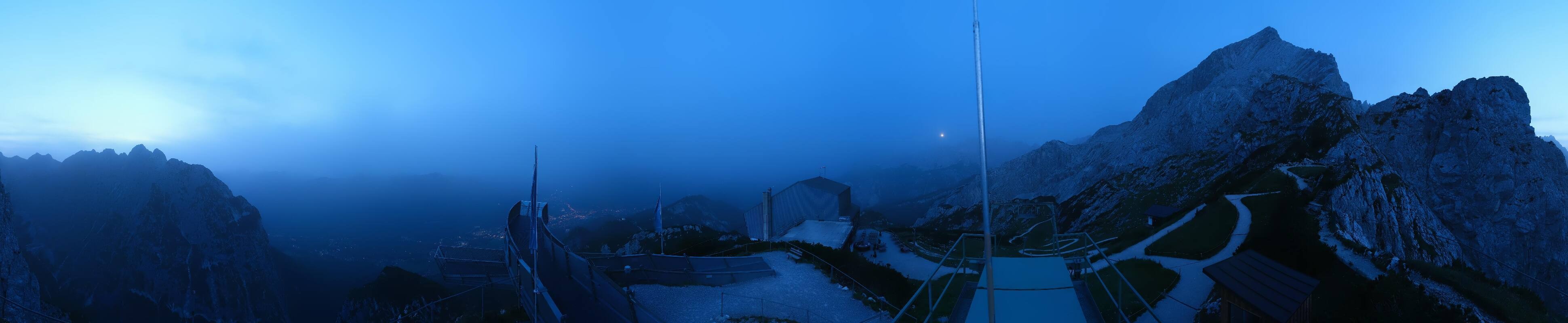 Archiv Foto Webcam Garmisch: Ausblick am Osterfelderkopf