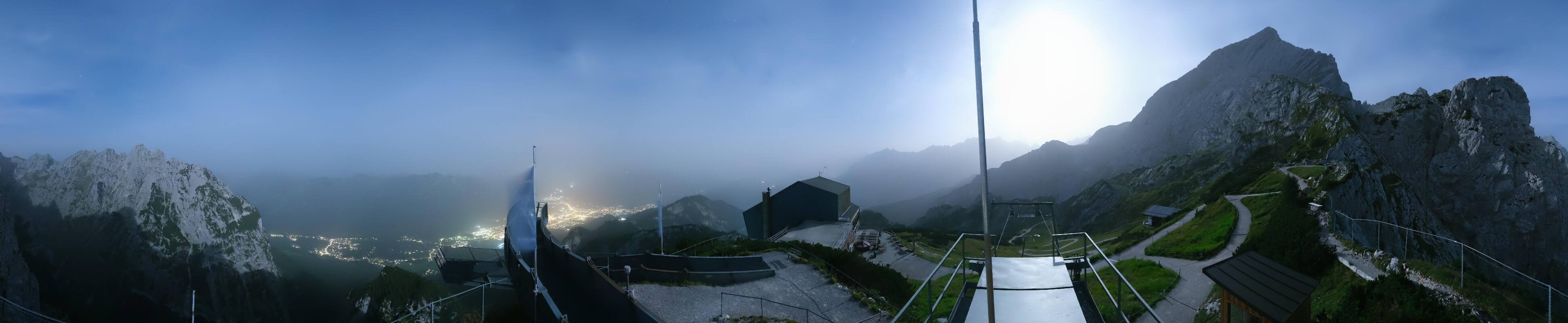 Archiv Foto Webcam Garmisch: Ausblick am Osterfelderkopf