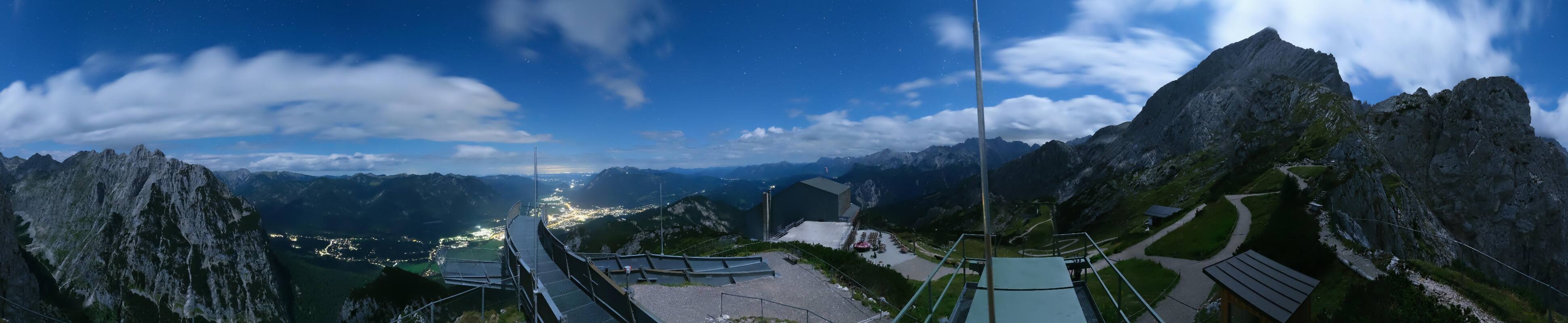 Archiv Foto Webcam Garmisch: Ausblick am Osterfelderkopf