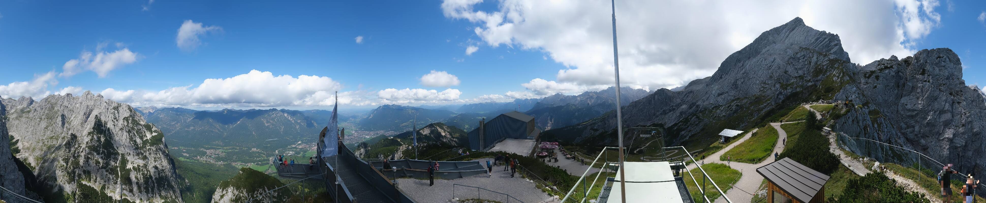 Archiv Foto Webcam Garmisch: Ausblick am Osterfelderkopf