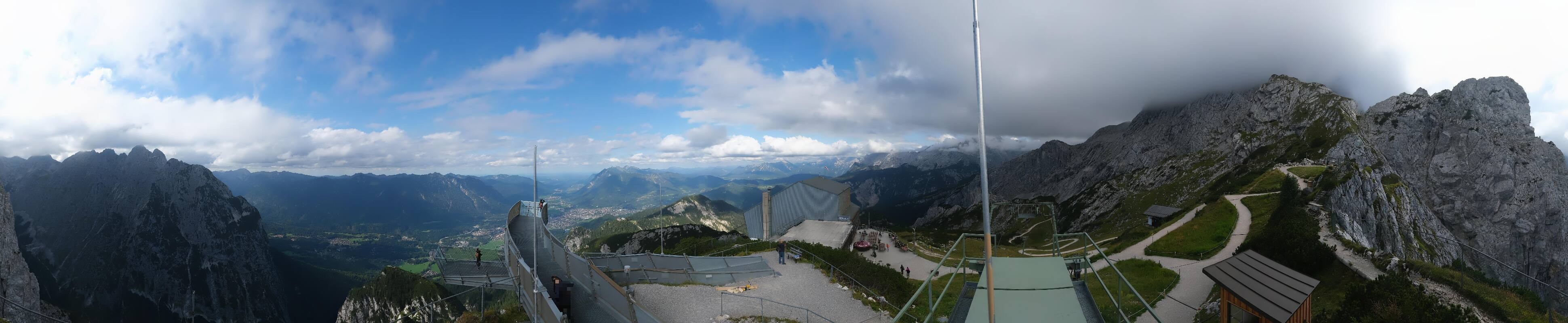 Archiv Foto Webcam Garmisch: Ausblick am Osterfelderkopf